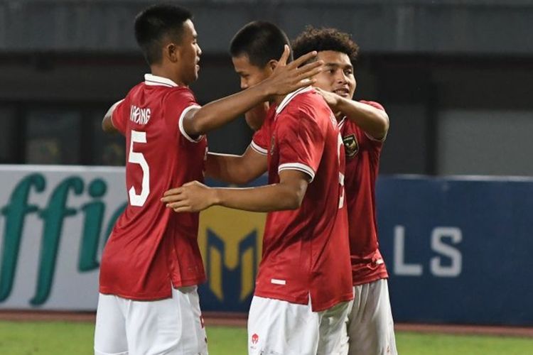 Meski Cetak Empat Gol, Shin Belum Puas Dengan Performa Hokky Caraka