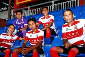 Liga 1 2022-2023, Madura United Rilis Kostum