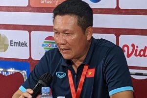 Pelatih Vietnam: Penyebab Kekalahan Vietnam Adalah Kurang Fokus Dan Wasit