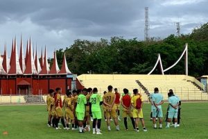 Menjelang Tandang Ke Pekanbaru, Semen Padang Perkuat Pola Serangan Balik