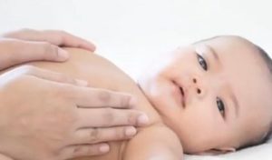 Aplikasikan Pelembab, InI Cara Rawat Kulit Bayi