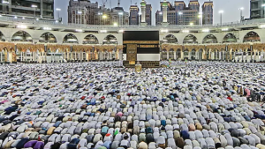 Bawa Rokok Banyak, 6 Koper Jamaah Haji di Bongkar