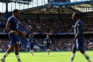 Brace Raheem Sterling bantu Chelsea menang 2-1 atas Leicester City
