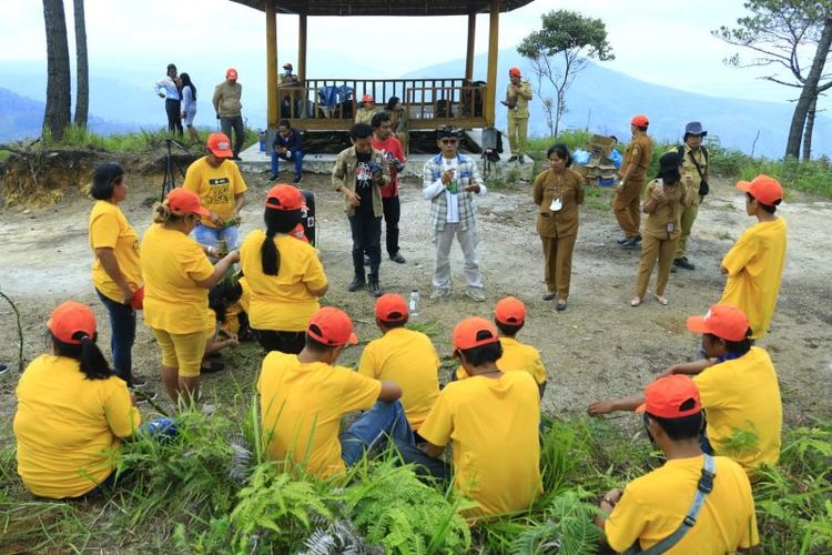 Disbudpar Samosir edukasi masyarakat mengenai pengelolaan desa wisata