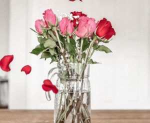 Tips Buat Buket dari Bunga Mawar, Mudah Kok Kamu Pasti Bisa
