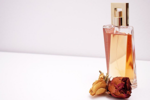 Yuk Pilih Parfum Sesuai Dengan Kepribadianmu