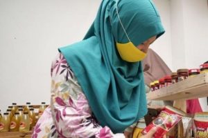 Kemenag Kota Madiun bantu UMKM mamin dapat sertifikat halal