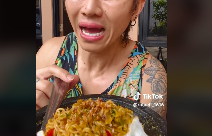 Rafael Tan Kembali Berinovasi Membuat Mi Goreng Seblak