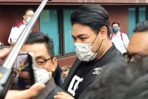 Korban Trading Minta Ivan Gunawan Dijerat UU ITE karena Jadi Duta DNA Pro