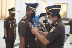 Kajati Kalteng minta jajaran jaga profesionalitas tangani kasus