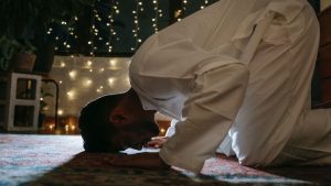 Niat Shalat Tahajud Lengkap Dengan Bacaan Doa Setelah Shalat