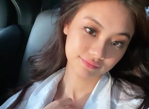 Diduga Sebagai Kekasih Desta, Instagram Gege Elisa Diserbu Netizen Untuk Beri Klarifikasi