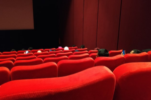 Cara Cerdas Menonton Film di Bioskop Agar Lebih Nyaman