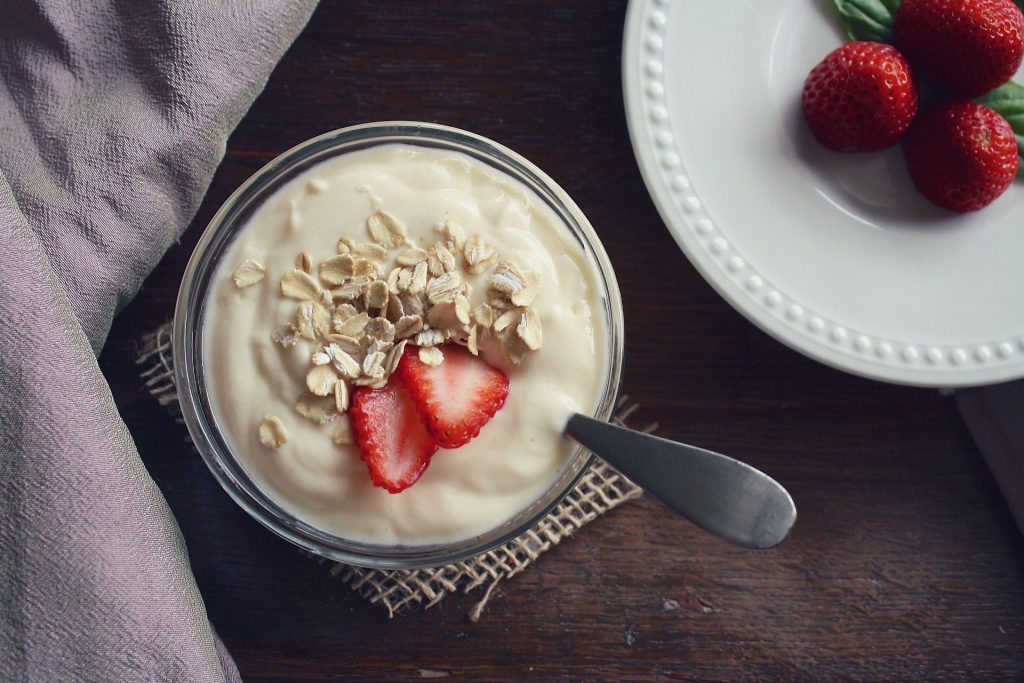 Jarang Diketahui, Inilah Manfaat Yogurt Nabati yang Terbuat dari Almond