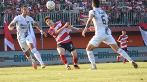 Borneo FC Gusur Puncak Klasemen Madura United  di BRI Liga 1 2023/24 Skor Akhir 2-1