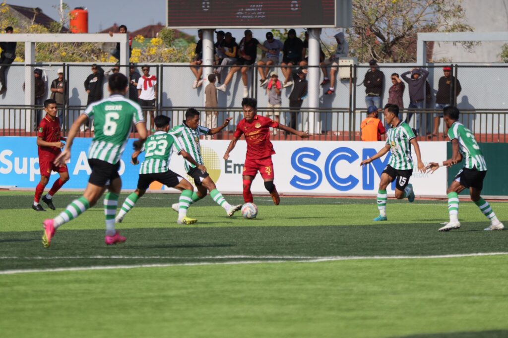 Pun ketika Deltres Sidoarjo melakukan perlawanan. Namun, Persipa Pati memberikan tekanan nyata kepada Deltras Sidoarjo. Namun Delta Sidoarjo menyamakan kedudukan sehingga menyamakan kedudukan menjadi 2-2. Awalnya Deltras Sidoarjo mencetak gol pada menit ke-45 babak pertama berkat El Burji W. Sebaliknya, Persipa Pati mencetak dua gol di babak kedua berkat Imam pada menit ke-58 dan Niggra pada menit ke-68. Deltas Sidoarjo menyamakan kedudukan pada menit ke-90 sehingga berakhir imbang 2-2