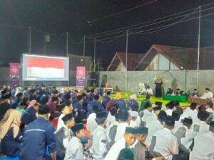 Peringati HSN, KPU Pati Gelar Film Bersama Ratusan Santri Kajen.