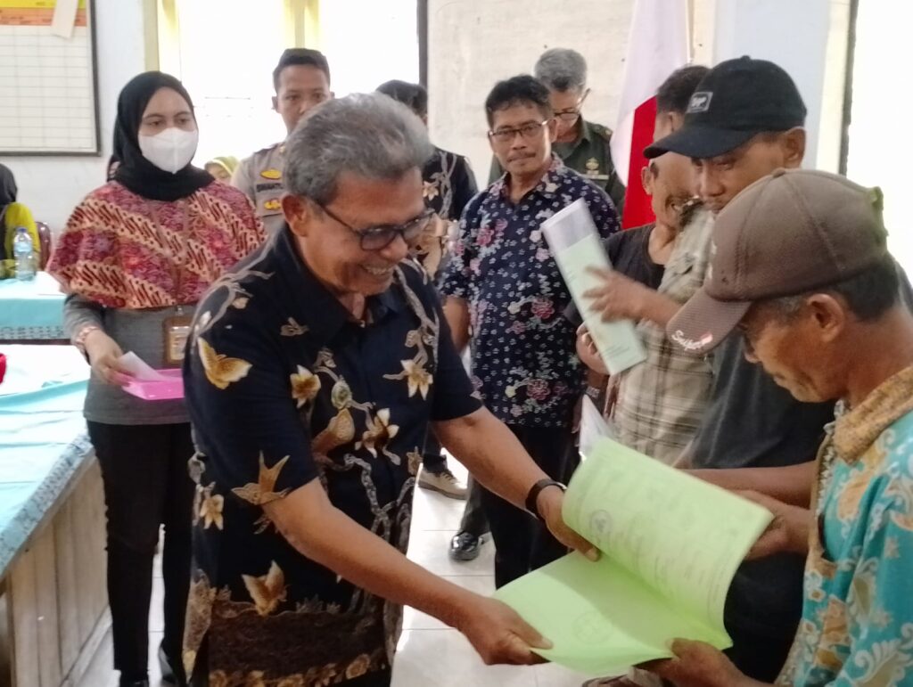 Program PTSL Desa Rogomulyo, Sebanyak 600 Sertifikat Dibagikan Oleh BPN Pati