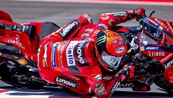 Francesco Bagnaia memenangkan balapan MotoGP Mandalika 2023, Marquez Terjatuh