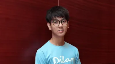 Iqbal Ramadhan Tolak Main dalam Karakter Dilan (sumber foto : fimela)