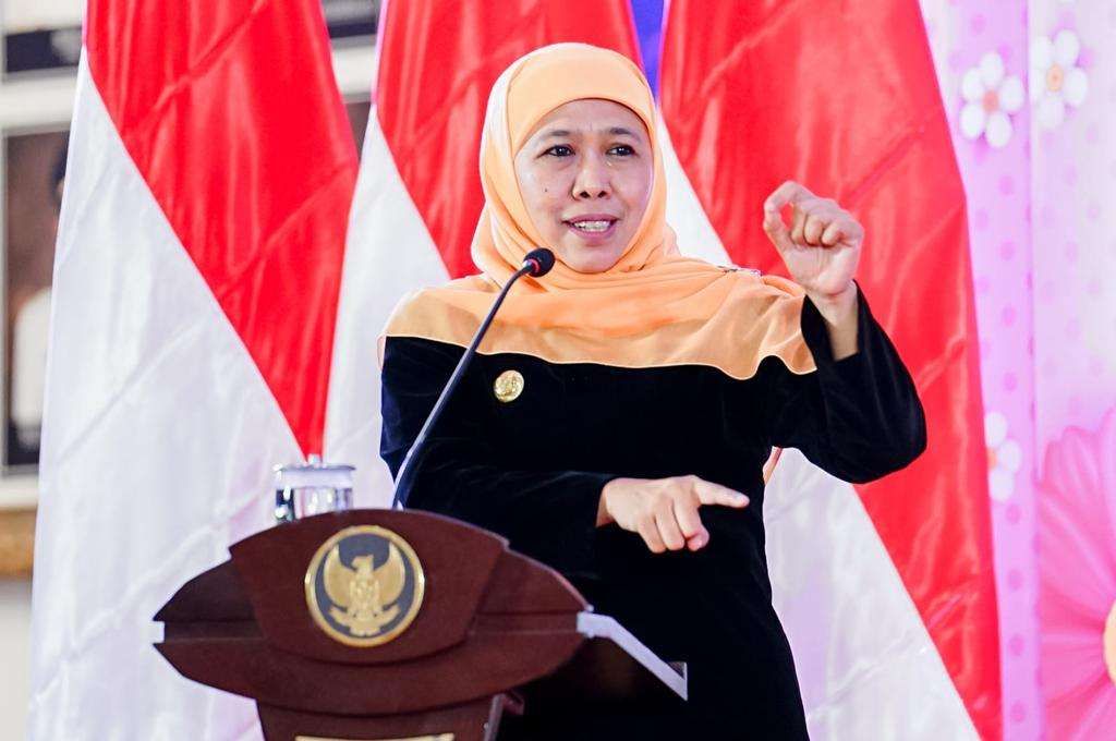 Kode-kode terkait dukungan Gubernur Jawa Timur, Khofifah Indar Parawansa, dalam Pilpres 2024 masih menjadi misteri. Saat ini, Khofifah menjadi (Sumber foto : RRI.co.id)