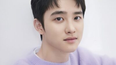 Mengawali bab baru dalam karirnya, D.O EXO, atau yang dikenal dengan Do Kyungsoo, merilis foto profil resmi baru setelah resmi meninggalkan agensi (Sumber foto: VOI)