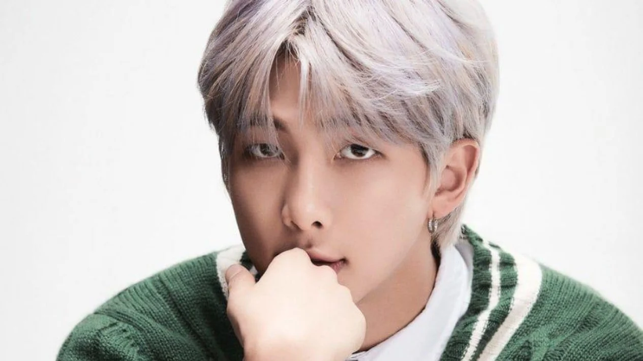 Kim Namjoon, atau yang dikenal sebagai RM, leader boyband BTS, baru-baru ini terkejut saat mengetahui bahwa harga bungeoppang, camilan favoritnya, (Sumber foto: Viva)