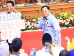 Momen Unik Prabowo-Gibran: Berjoget di Depan Megawati dan Reaksi Saling Hormat