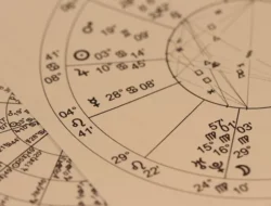 Weton Selasa Pon dan Keistimewaanya