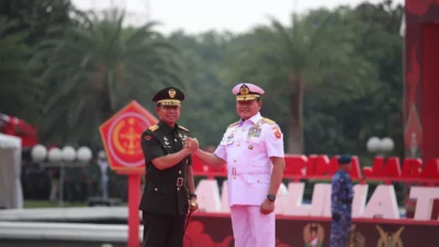 Upacara serah terima jabatan (sertijab) pos Panglima TNI di Markas Besar Tentara Nasional Indonesia (TNI) di Cilangkap, Jakarta Timur, (Sumber foto: Fajar)