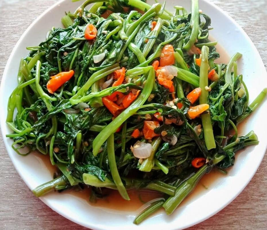 Tumis kangkung adalah salah satu hidangan khas Asia yang lezat, sehat, dan mudah dibuat. Kangkung adalah jenis sayuran berdaun hijau (Sumber foto : Caramembuat.id)