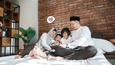 Peran Suami dalam Membantu Istri Mengatasi Kesibukan Rumah dan Memomong Anak