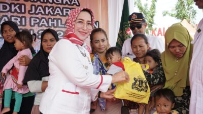 Ketum Kadin DKI Jakarta Simbolik Serahkan Bingkisan Sosial & Bantuan Sarana MCK Air Bersih di HUT 56 Kadin Jakarta Utara