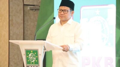 Masyarakat Didesak untuk Memantau Sikap Presiden Jokowi Menuju Pilpres 2024