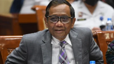 Majelis Kehormatan Mahkamah Konstitusi (MKMK) akan membacakan putusan terkait dugaan pelanggaran kode etik yang melibatkan sembilan hakim konstitusi (Sumber Foto : Kabar24)