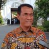 Amran Sulaiman Jadi Menteri Lingkungan Hidup dan Kehutanan Ad Interim: Mendampingi Presiden Jokowi di Gerakan Tanam Pohon Bersama