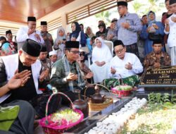 Tradisi Ziarah ke Makam Ayah, Mahfud MD: Kedekatan dengan Akar Budaya dan Masyarakat Pamekasan