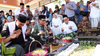 Tradisi Ziarah ke Makam Ayah, Mahfud MD: Kedekatan dengan Akar Budaya dan Masyarakat Pamekasan