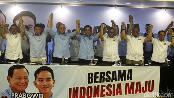 Pilpres 2024 semakin mendekat, dan dalam persiapan kampanye, pasangan Prabowo Subianto-Gibran Rakabuming Raka telah mengumumkan daftar tim (Sumber Foto: Detik.com)