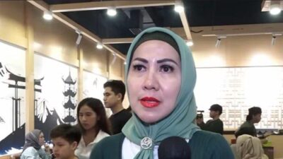 Venna Melinda Laksanakan Ibadah Umrah (sumber foto : tribunnews)