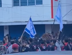 Massa Pro Israil di Kota Bitung Bentrok