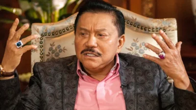 Mantan Kepala Badan Intelijen Negara (BIN) Abdullah Mahmud Hendropriyono atau A.M. Hendropriyono mengumumkan bahwa ia enggan (Sumberfoto: Li[putan6)