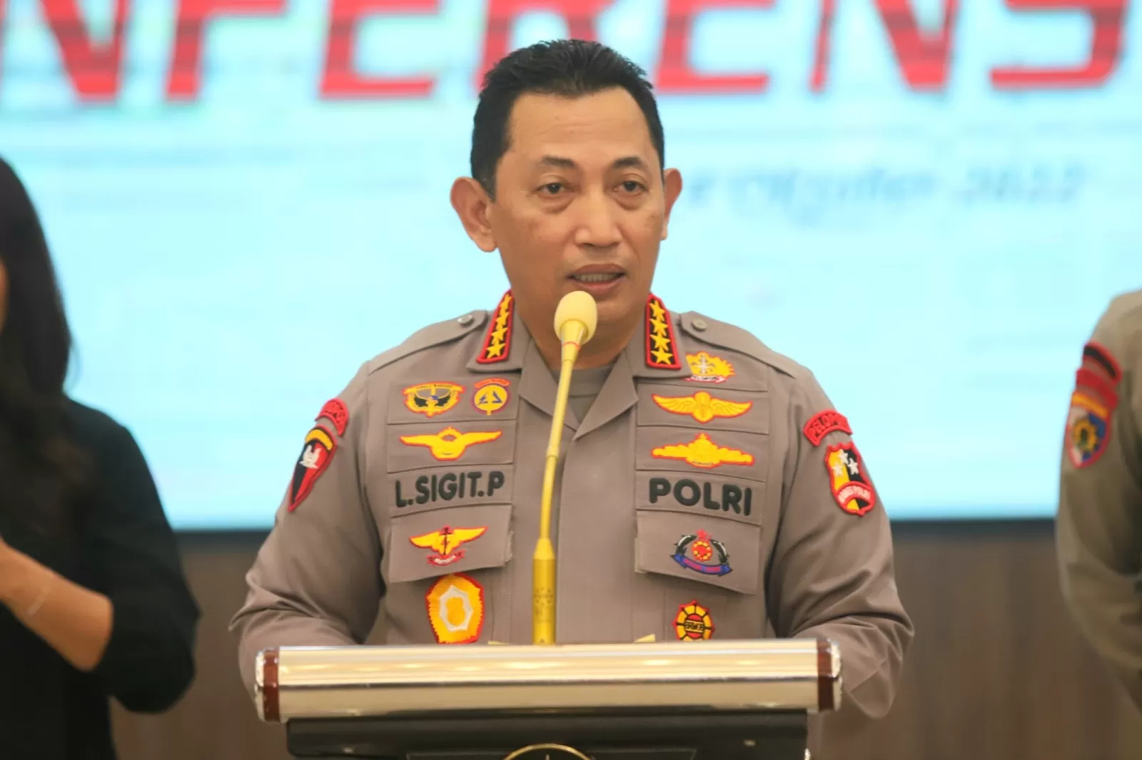 - Kapolri Jenderal Pol Listyo Sigit Prabowo telah mengungkapkan keprihatinannya terkait pemilihan umum (Pemilu) 2024. Dalam pemaparan kaleidoskop akhir tahun (Sumber foto : Jawapos)