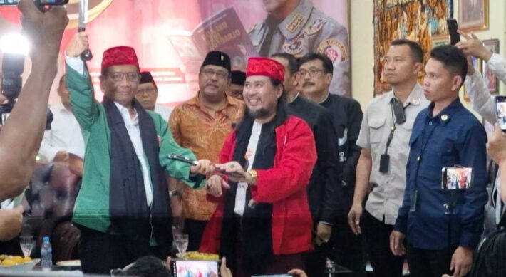 Mahfud Md berjanji akan tuntaskan Tol banten (Sumber Foto. Okezone)