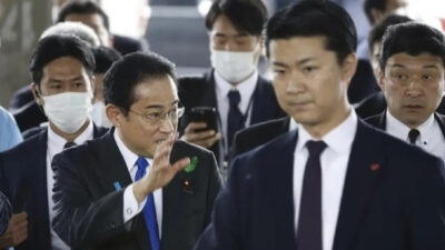 Menteri menteri di jepang mengundurkan diri (Sumber Foto. Viva.co.id)