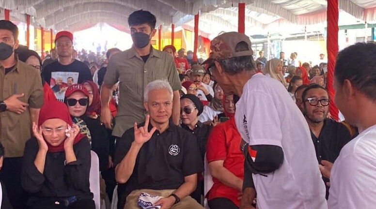 Hanya Ganjar Yang Mau tidur Dengan Rakyat (Sumber Foto.Inews)
