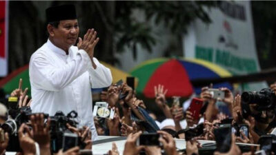 Kekuasaan tertinggi milik Rakyat (Sumber Foto. Tribun Jabar)