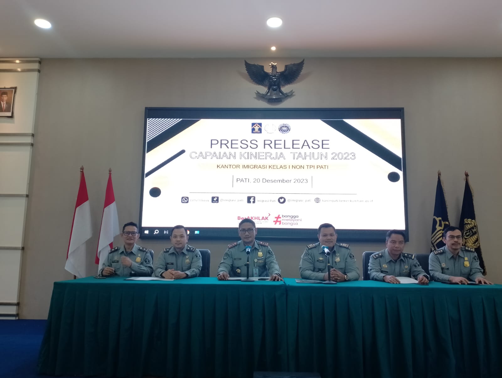 Kantor Imigrasi Kelas I Non TPI Pati menyebut jumlah pemohon Paspor keluar Negeri mencapai 50.105 di penghujung tahun 2023 ini. Angka tersebut mengalami lonjakan (Jurnalindo.com)