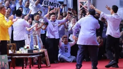 Joget Tanpa Musik Prabowo di Debat Capres, Analisis Pakar Psikologi