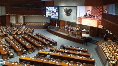 DPR RI menggelar Rapat Paripurna ke-10 Masa Sidang II Tahun Sidang 2023-2024 di Kompleks Parlemen pada Selasa (5/12). Rapat yang dipimpin l (Sumber foto : Fajar)